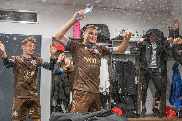 是摆脱对方 是摆脱对方